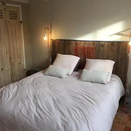 Alojamento de Acomodação e Pequeno-almoço Maison La Couarde-sur-Mer