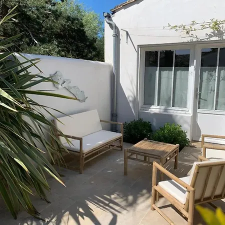 Maison Alojamento de Acomodação e Pequeno-almoço La Couarde-sur-Mer