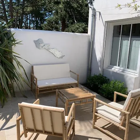 Maison *